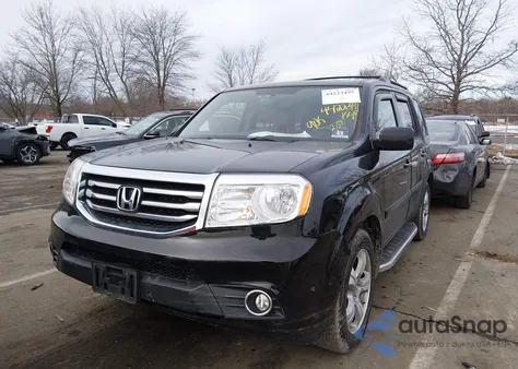 2015 Honda Pilot Ex-L z USA, uszkodzony, nr VIN 5FNYF4H5XFB044607